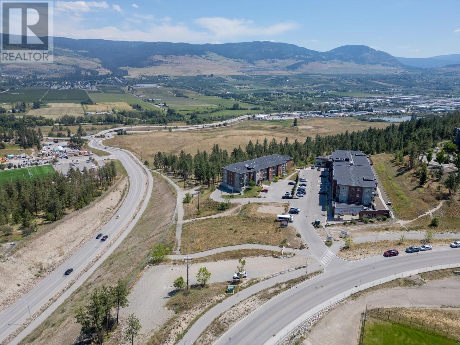 975 - 985 Academy Way, Kelowna, BC