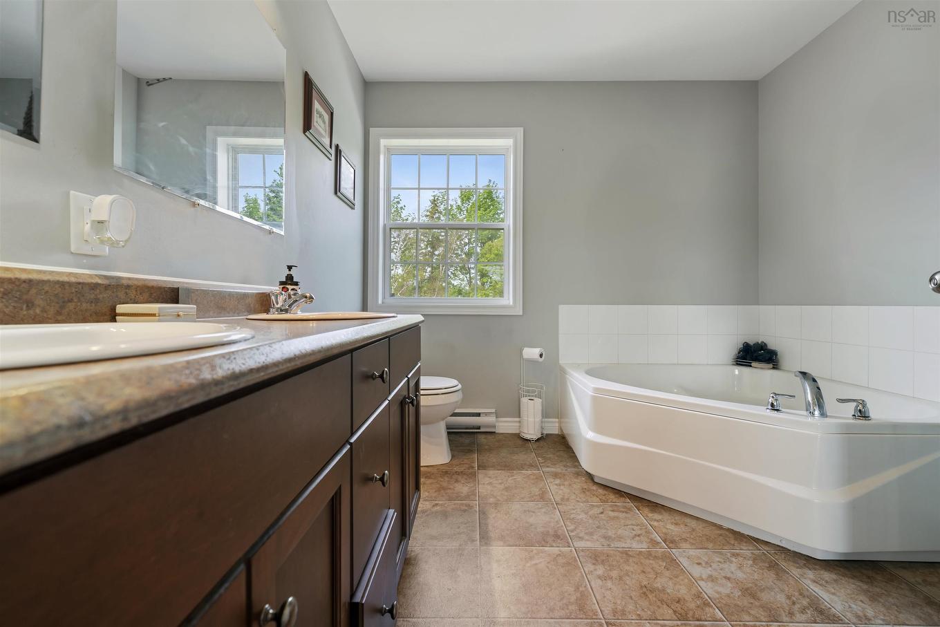 25 Parkview Drive, New Glasgow, NS