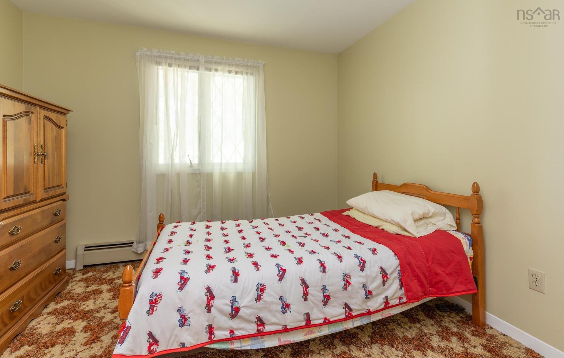 4 Harbourview Drive, Yarmouth, NS