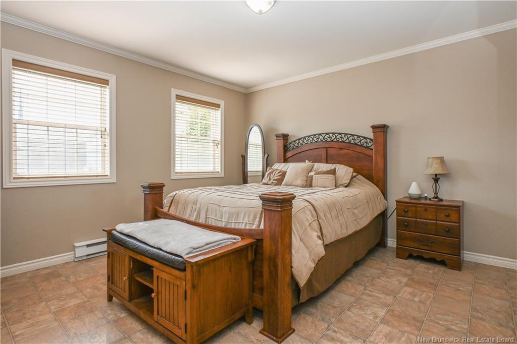 158 3E Rue St, Shippagan, NB