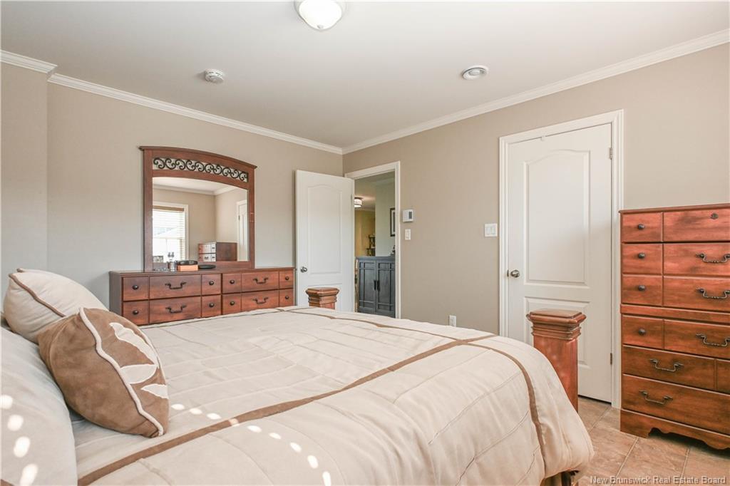 158 3E Rue St, Shippagan, NB