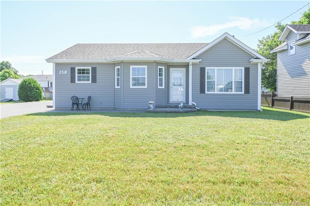 158 3E Rue St, Shippagan, NB