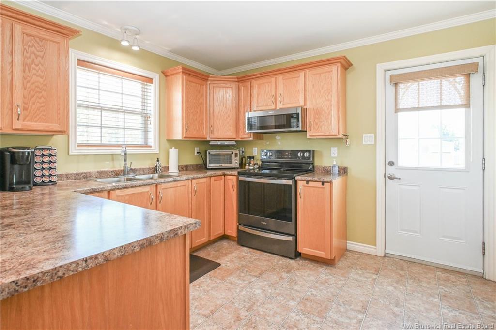 158 3E Rue St, Shippagan, NB