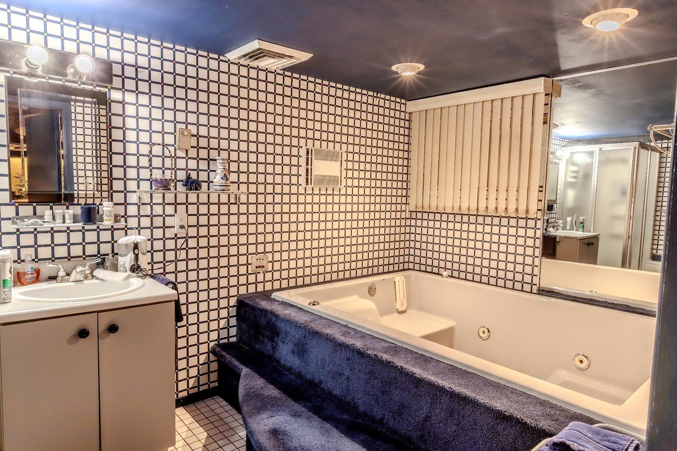 Salle de bains - 920 Boul. St-Joseph O., Drummondville, QC - Indoor Photo Showing Bathroom