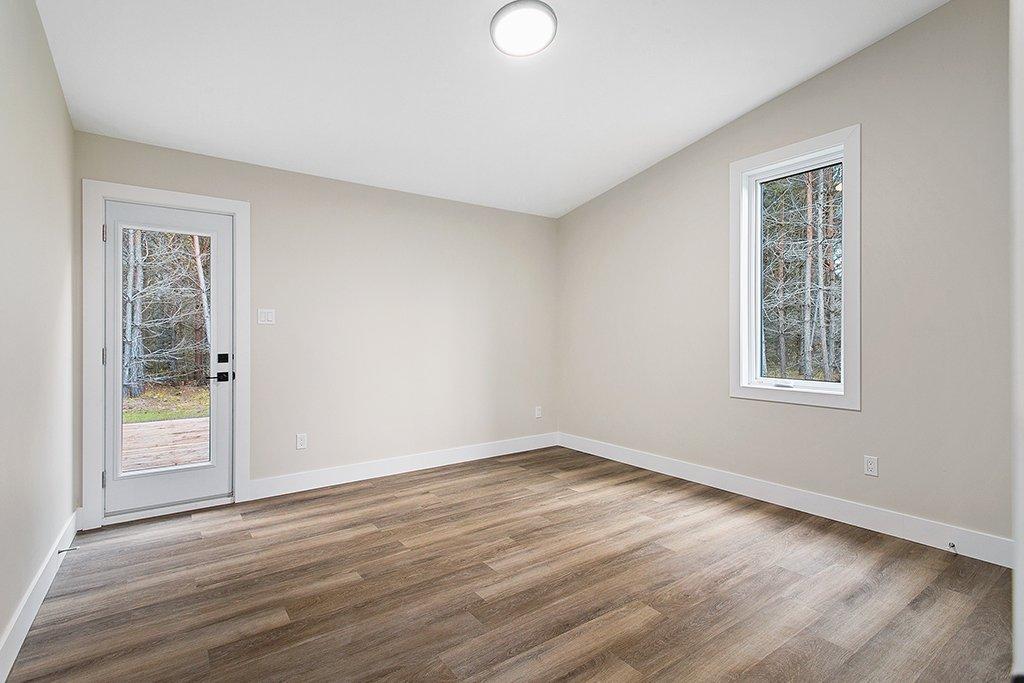 Chambre à coucher - 24 Rue Second, Otter Lake, QC - Indoor Photo Showing Other Room