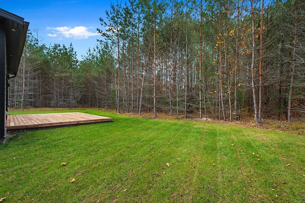 Cour - 24 Rue Second, Otter Lake, QC - Outdoor