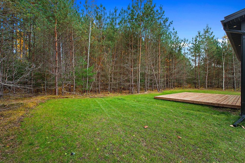 Cour - 24 Rue Second, Otter Lake, QC - Outdoor