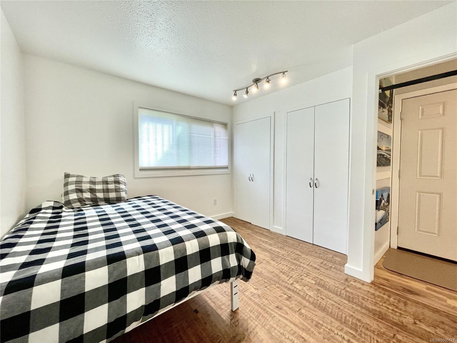 106-1991 Kaltasin Rd, Sooke, BC - Indoor Photo Showing Bedroom