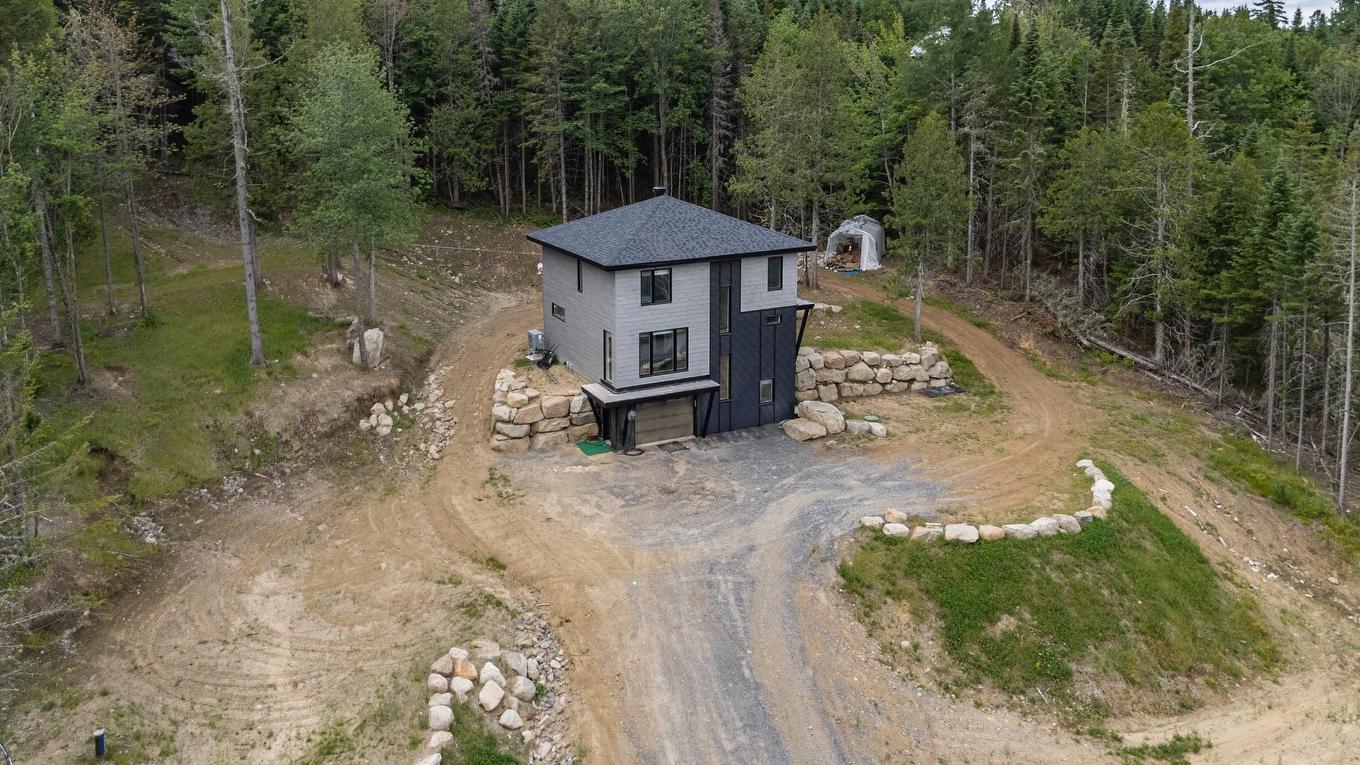 Photo aérienne - 3060 Imp. Des Promeneurs, Sainte-Agathe-Des-Monts, QC - Outdoor