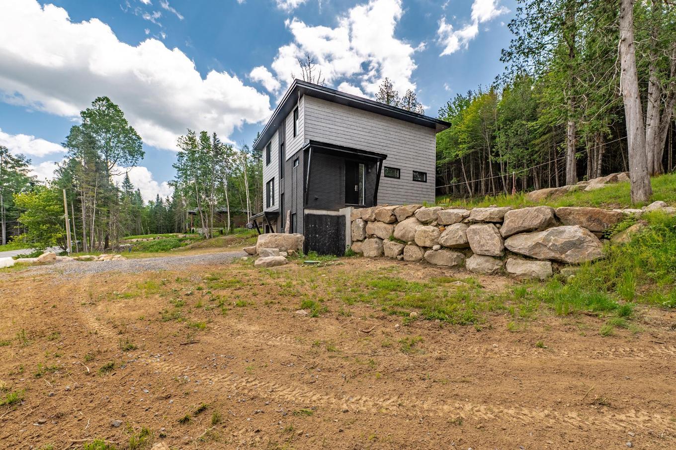 Cour - 3060 Imp. Des Promeneurs, Sainte-Agathe-Des-Monts, QC - Outdoor