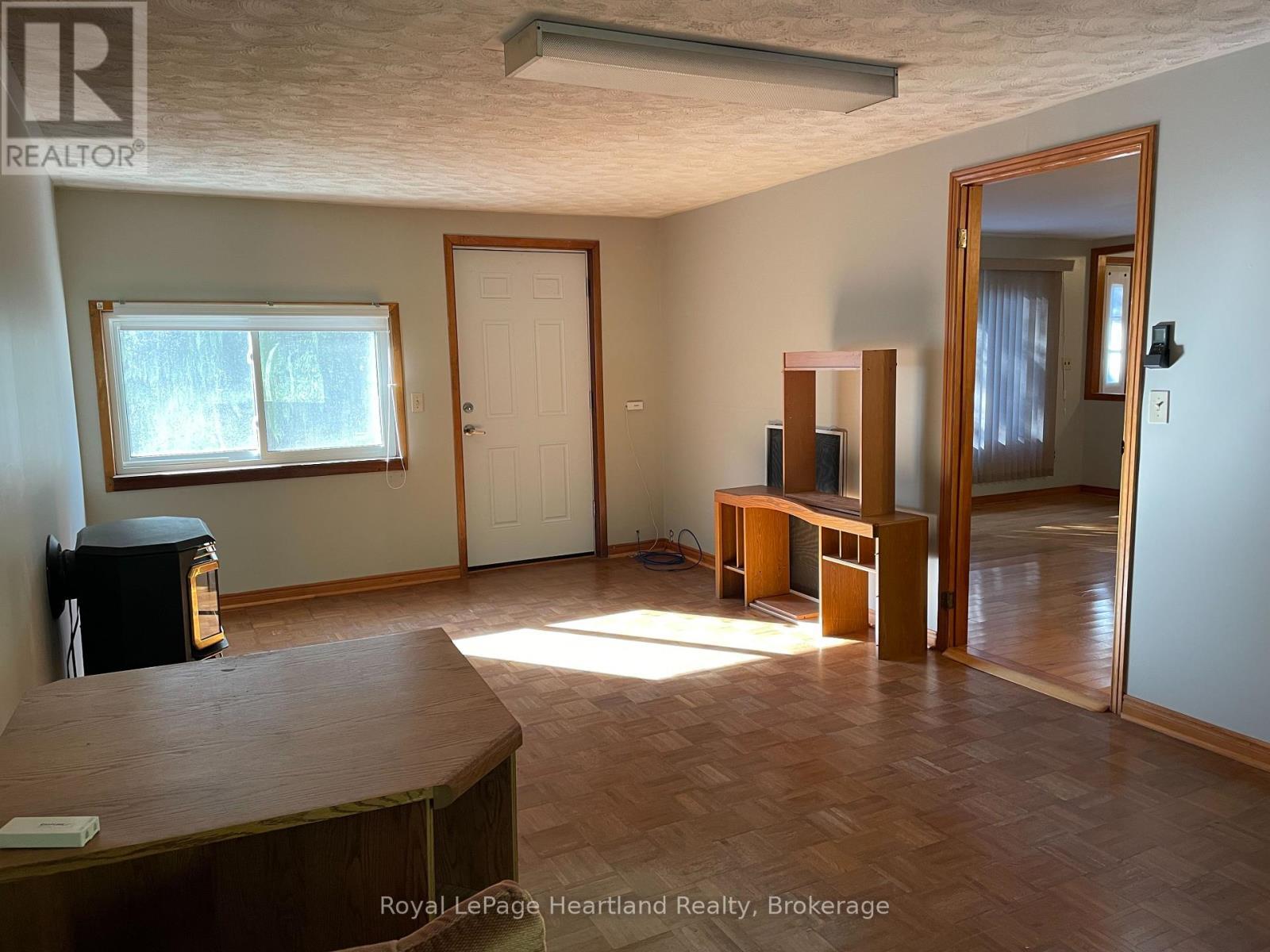 902 White Cedar Dr. - 35791 Bayfield River Road, Central Huron (Goderich), ON - Indoor Photo Showing Other Room