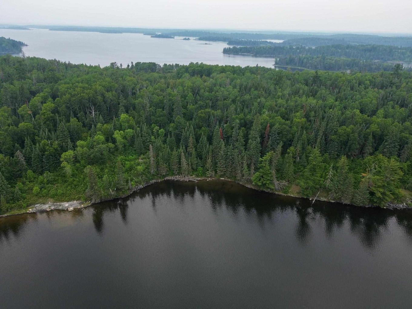 15 Five Point Island, Sw Of Kenora, ON