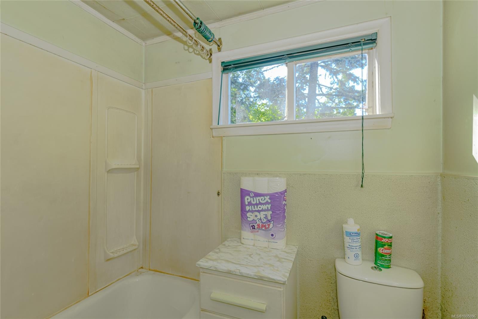 535 Rainbow Rd, Salt Spring, BC