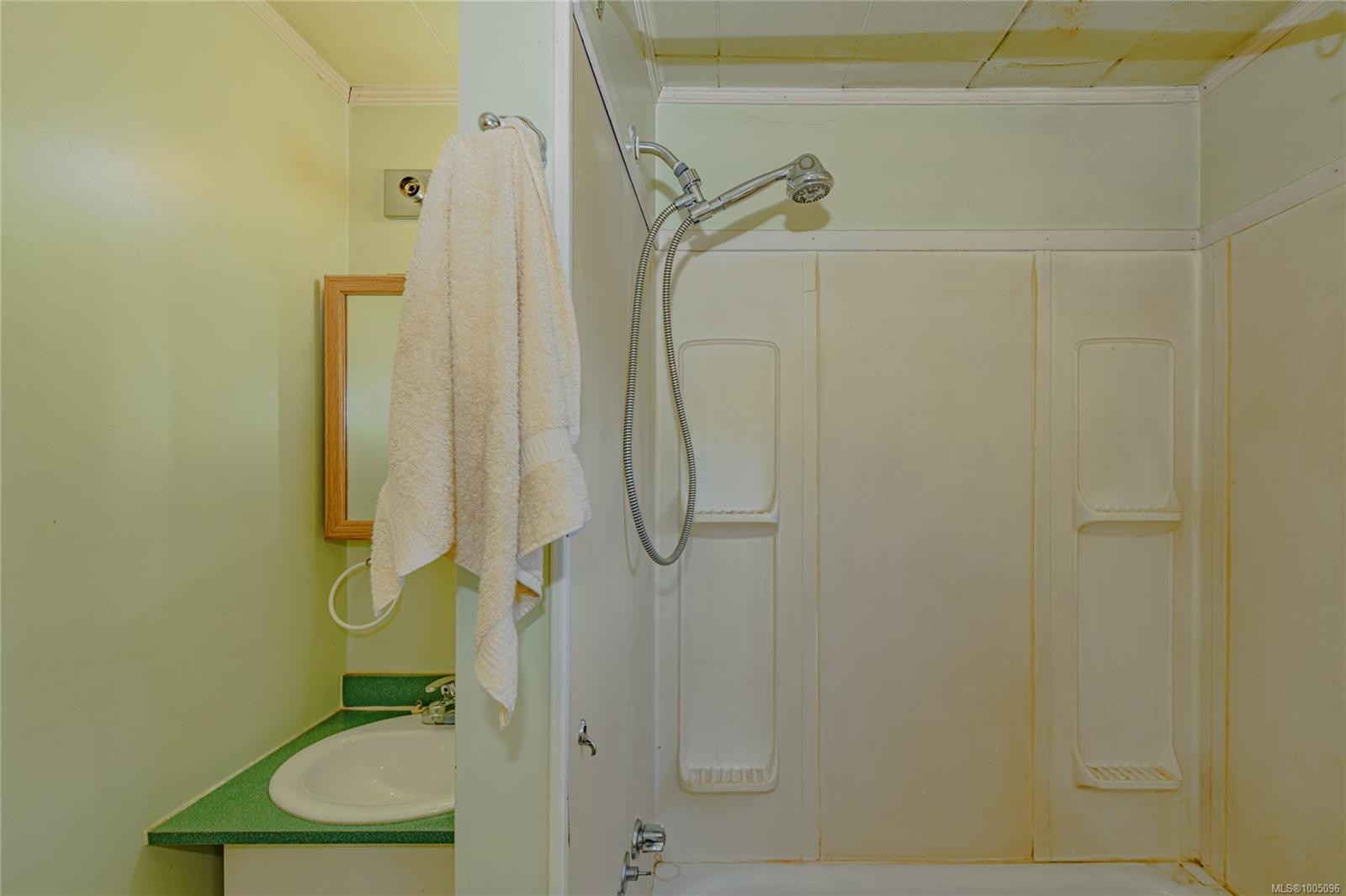 535 Rainbow Rd, Salt Spring, BC