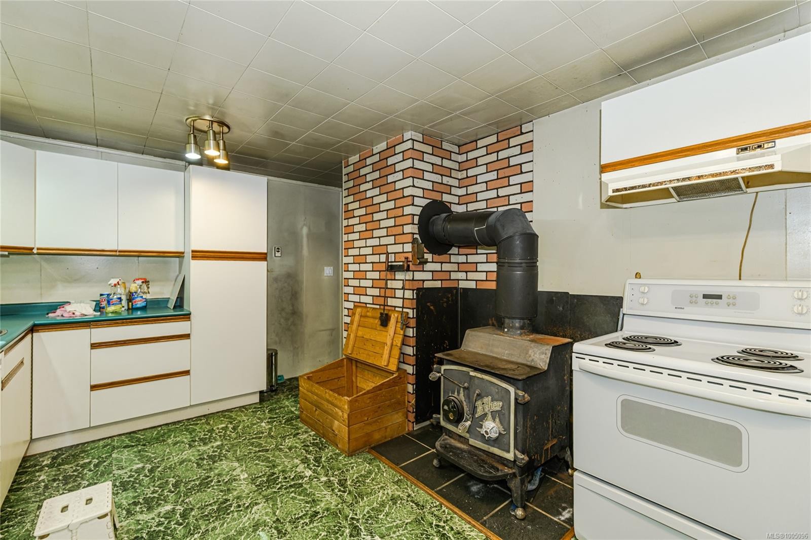 535 Rainbow Rd, Salt Spring, BC