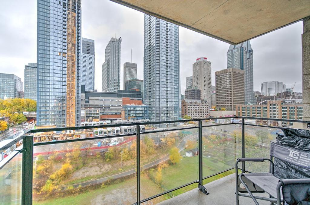 Balcon - 1106-1280 Rue St-Jacques, Montréal (Ville-Marie), QC - Outdoor