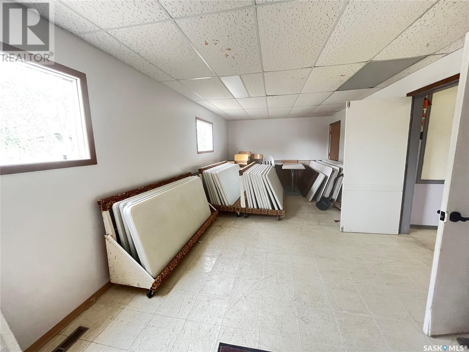 521 5Th Avenue, Maple Creek, SK