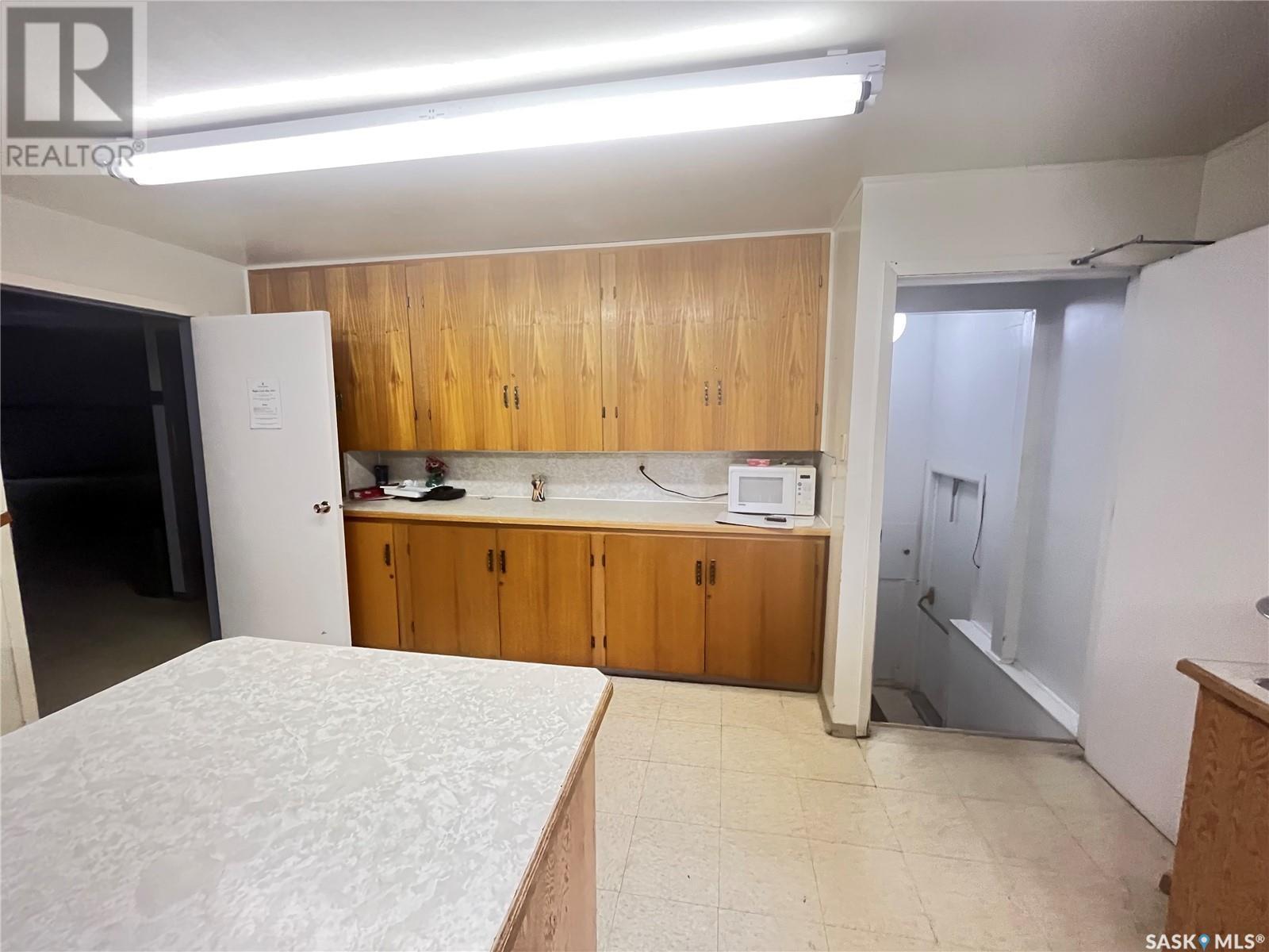 521 5Th Avenue, Maple Creek, SK