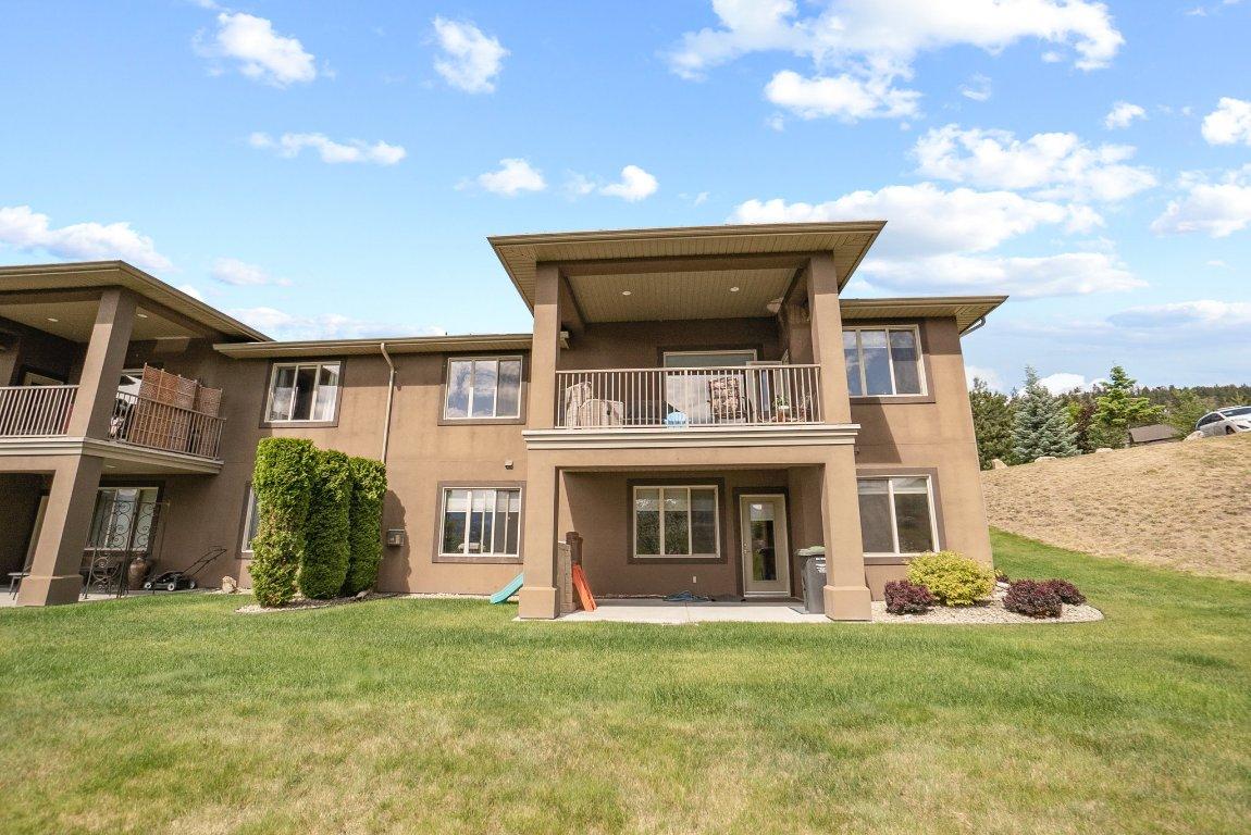 21-2421 Glacier Court, Kelowna, BC - Outdoor