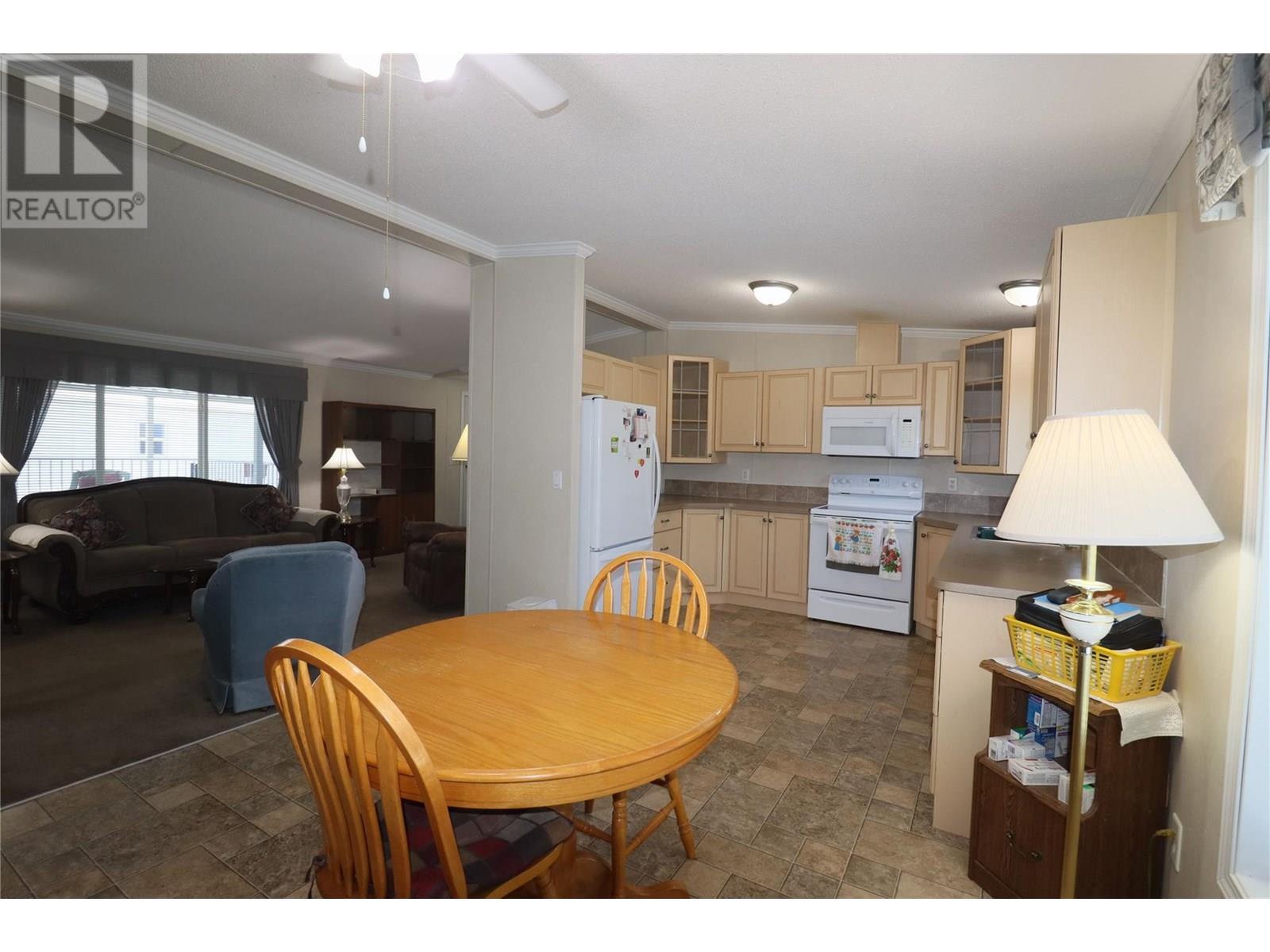 7225 Boundary Drive Unit# 32, Grand Forks, BC