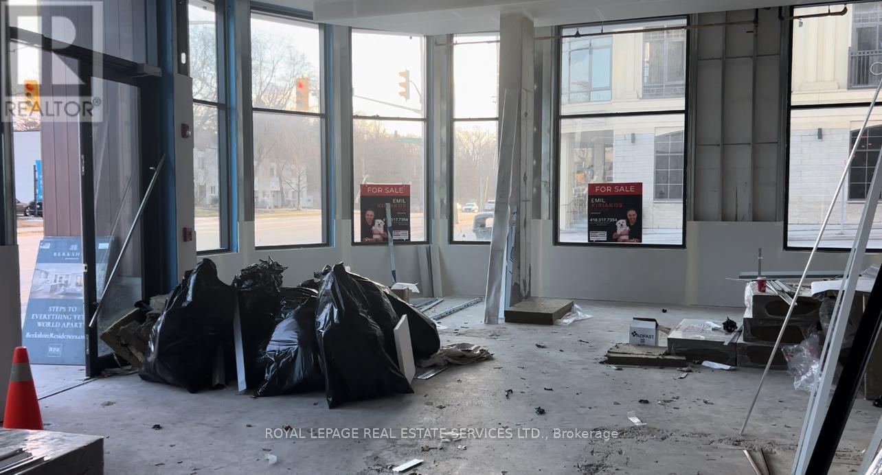 123 Maurice Drive, Oakville, ON