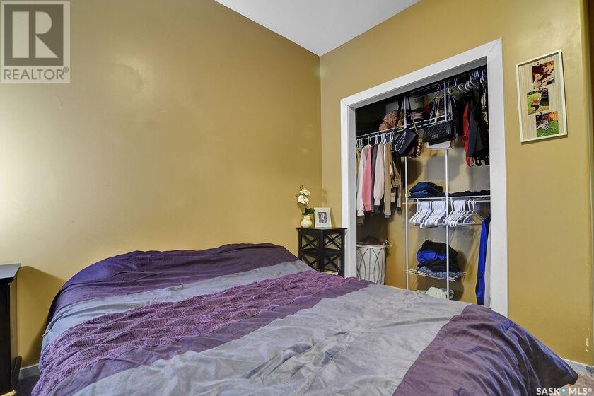 2258 Osler Street, Regina, SK - Indoor Photo Showing Bedroom