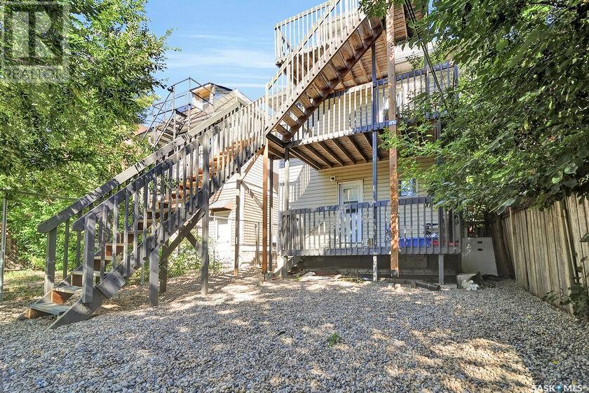 2258 Osler Street, Regina, SK - Outdoor