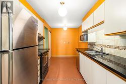 Eat-in area in Kitchen -