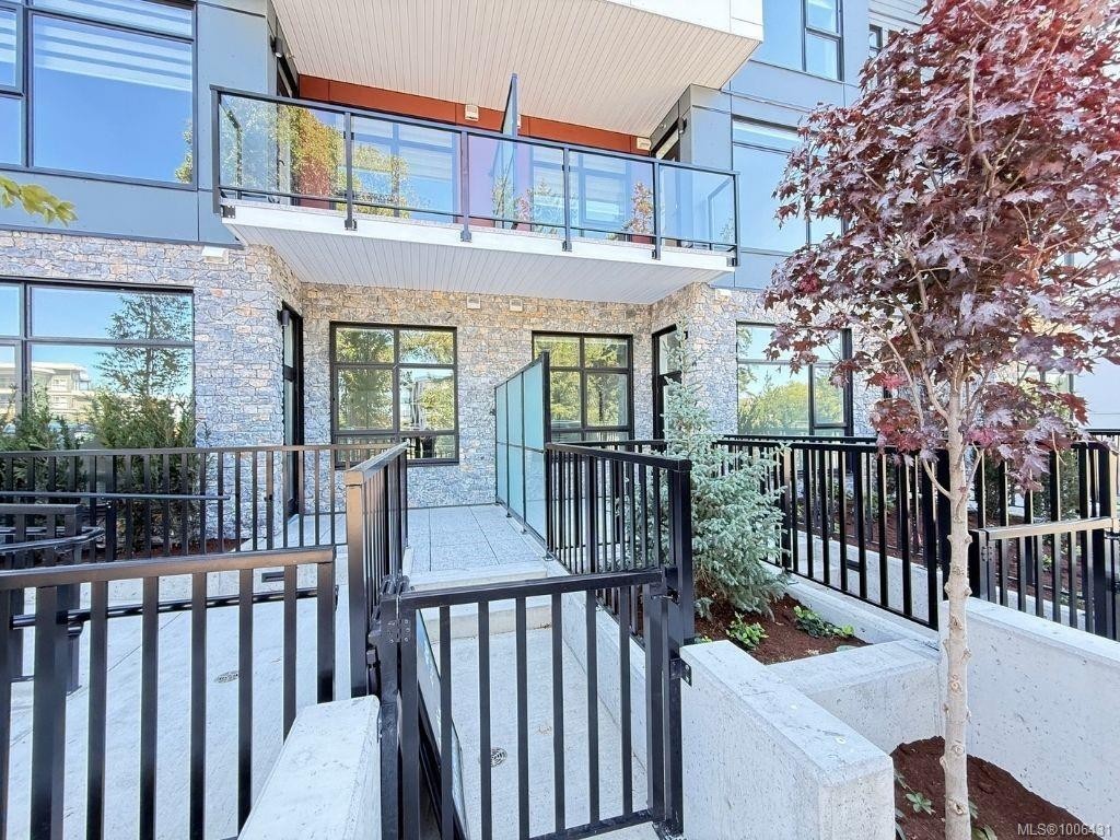 107-6320 Sentinal Dr, Nanaimo, BC - Outdoor