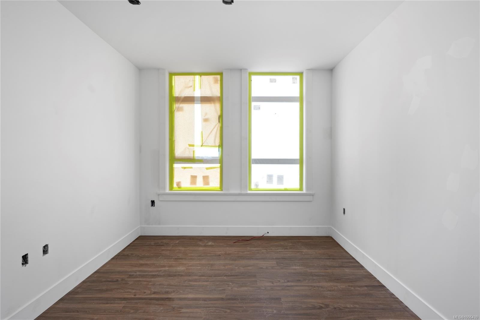 302-6320 Sentinal Dr, Nanaimo, BC - Indoor Photo Showing Other Room