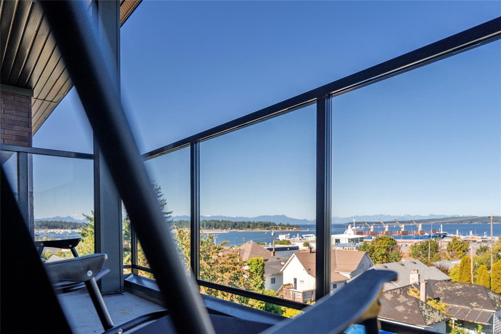 304-45 Haliburton St, Nanaimo, BC - Outdoor With Body Of Water With View