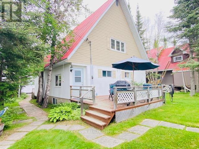 93 Lefebvre Peninsula Road, Moonbeam, ON - Outdoor