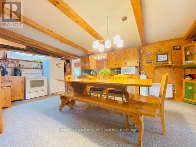 93 Lefebvre Peninsula Road, Moonbeam, ON - Indoor Photo Showing Kitchen