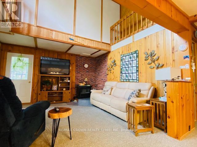 93 Lefebvre Peninsula Road, Moonbeam, ON - Indoor