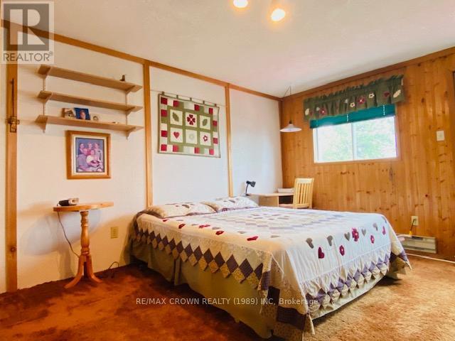 93 Lefebvre Peninsula Road, Moonbeam, ON - Indoor Photo Showing Bedroom