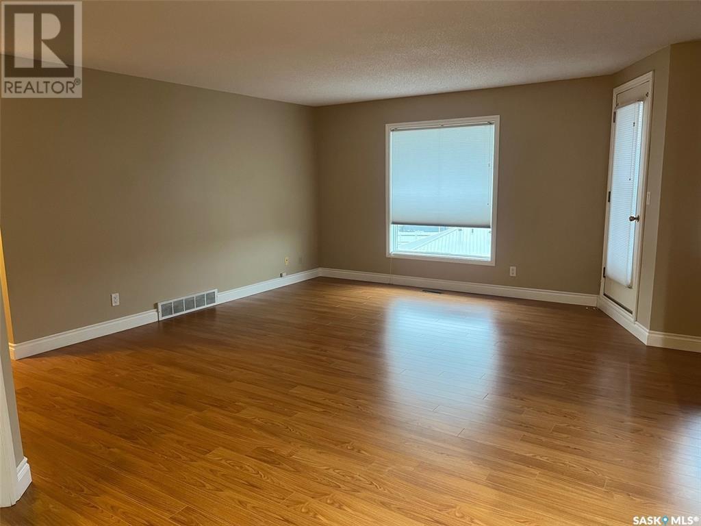 304 408 Heritage Drive, Estevan, SK - Indoor Photo Showing Other Room