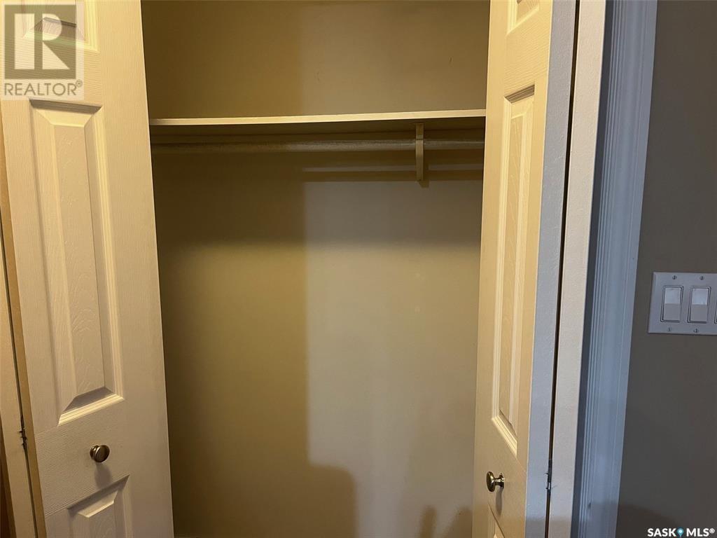304 408 Heritage Drive, Estevan, SK - Indoor With Storage