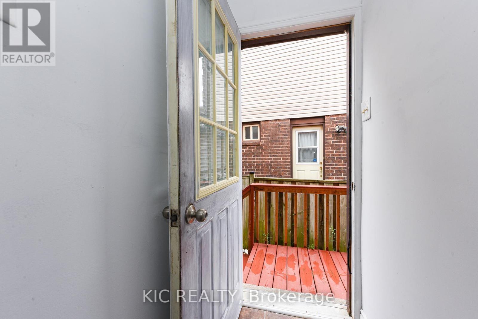 14 Paramount Place, Brampton, ON - With Exterior