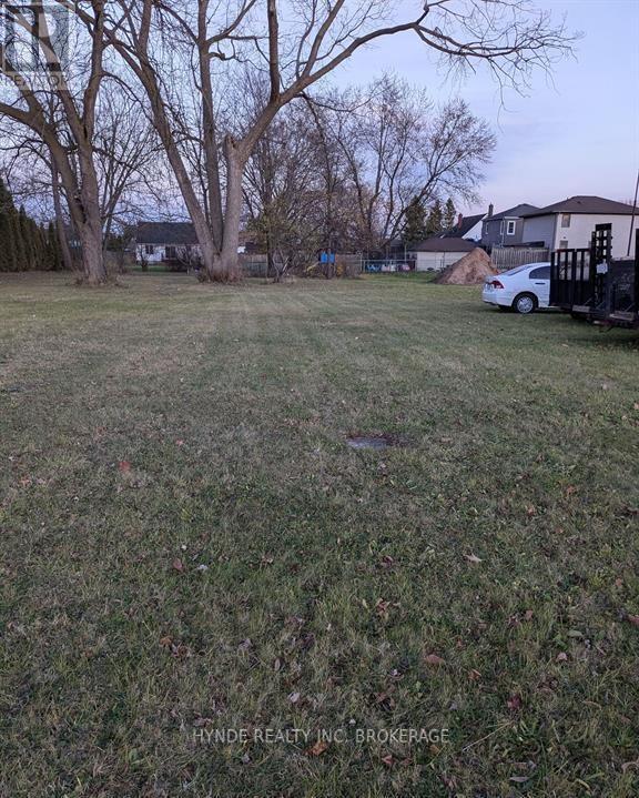 .41Acre Lot CC2 COMMUNITY COMMERCIAL CORRIDOR ZONE - 302 Aqueduct Street, Welland (N. Welland), ON