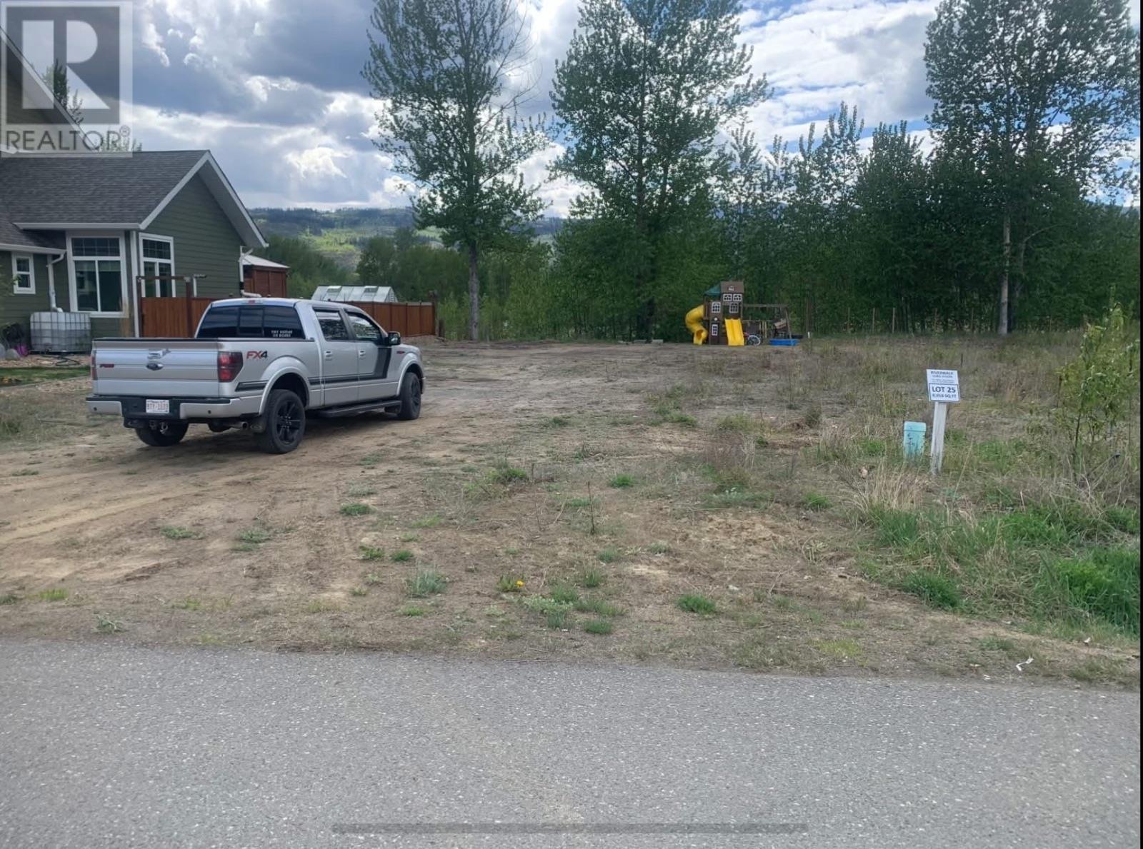 4765 Spruce Crescent, Barriere, BC