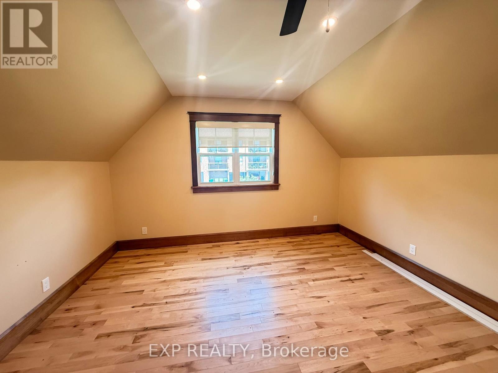 10 William Street, East Luther Grand Valley, ON