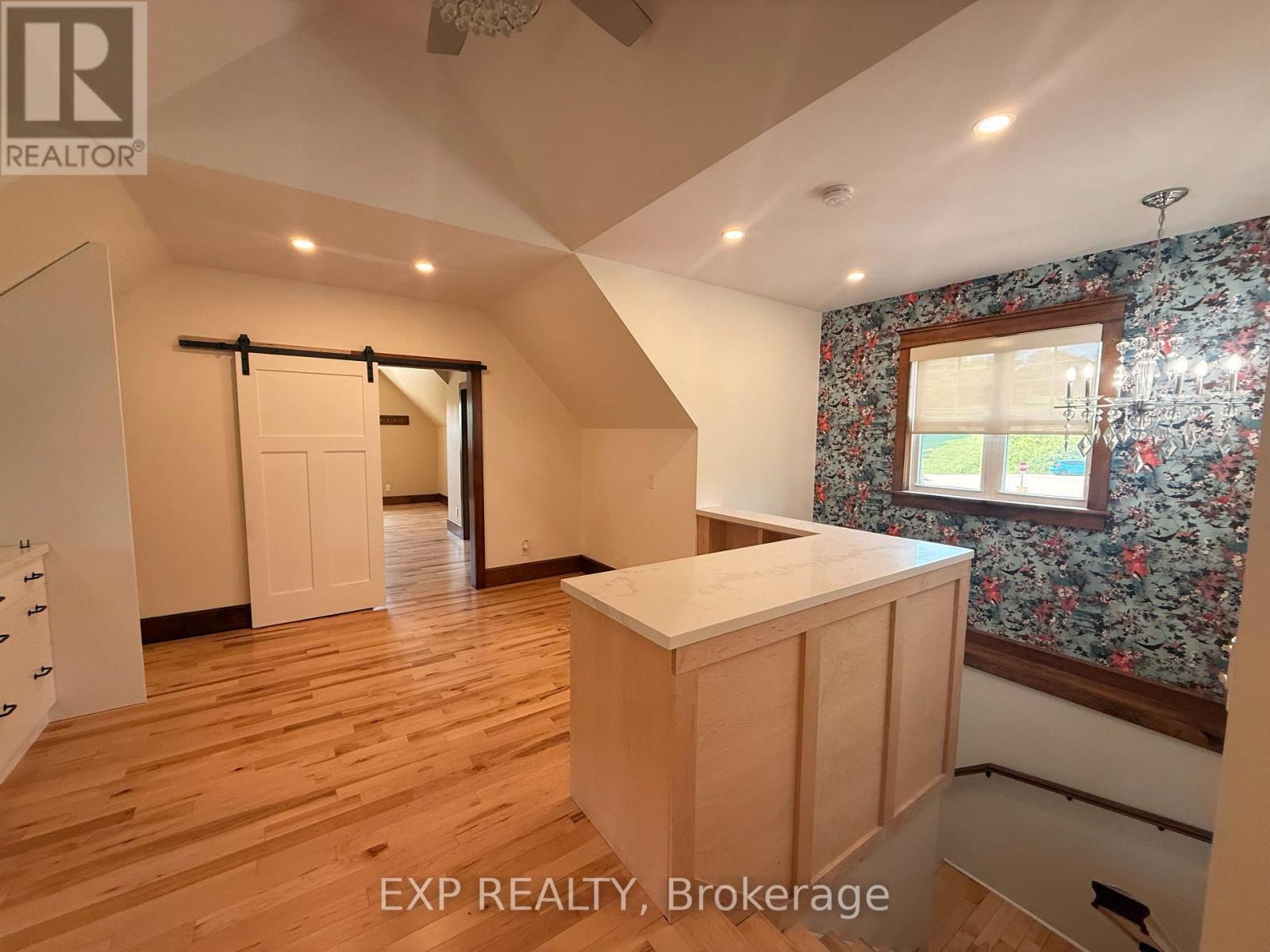 10 William Street, East Luther Grand Valley, ON