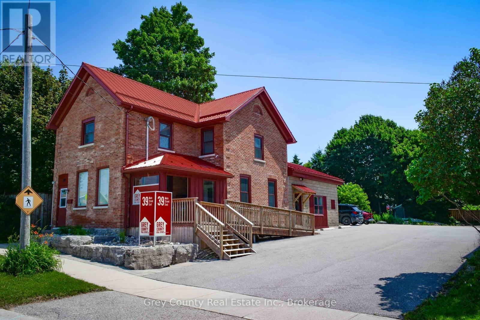 39 Main Street E, Grey Highlands, ON