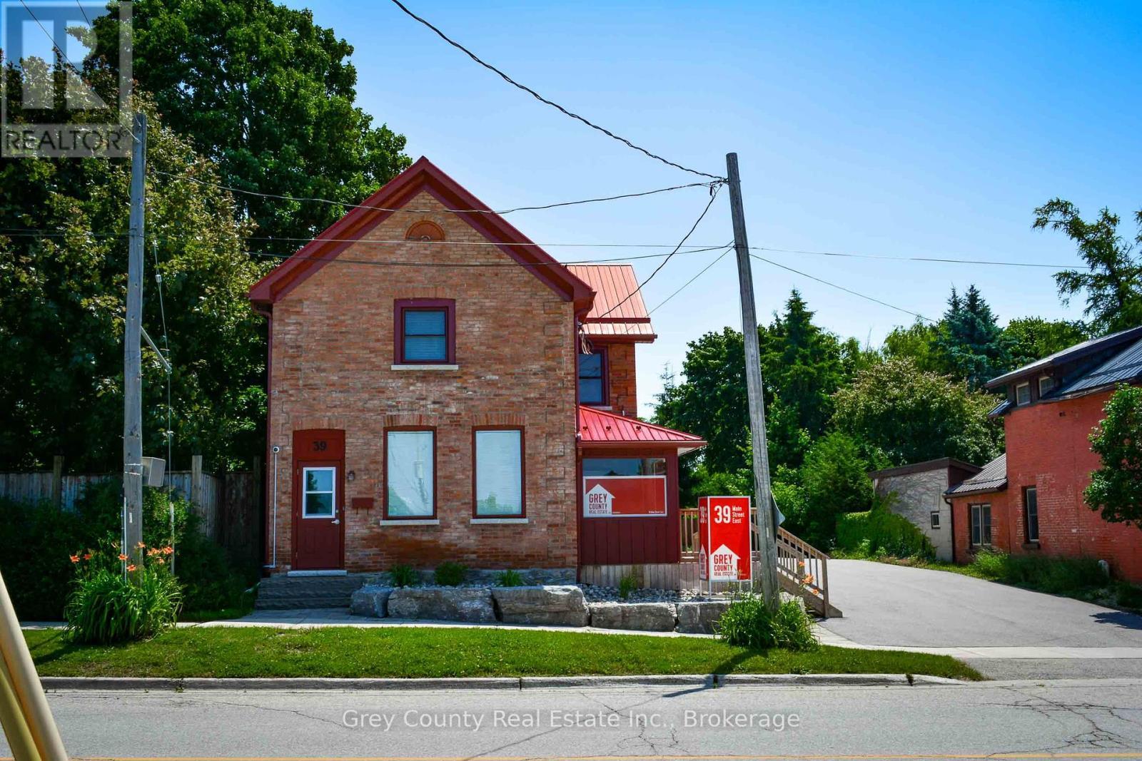 39 Main Street E, Grey Highlands, ON
