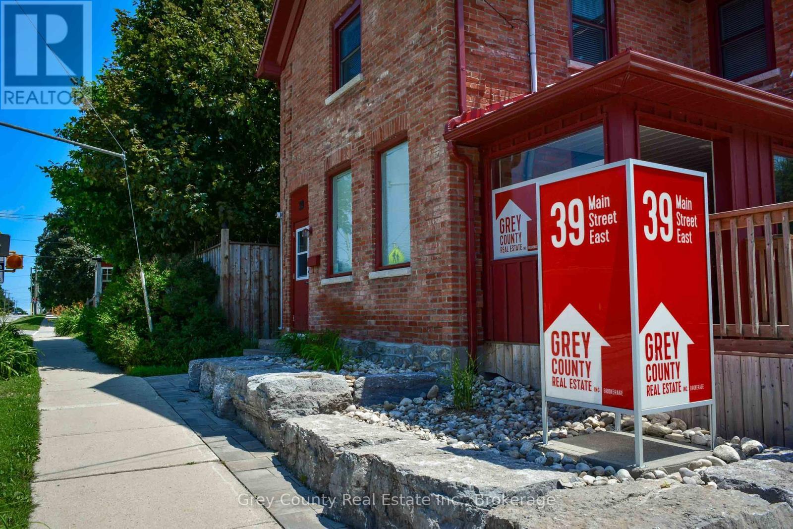 39 Main Street E, Grey Highlands, ON