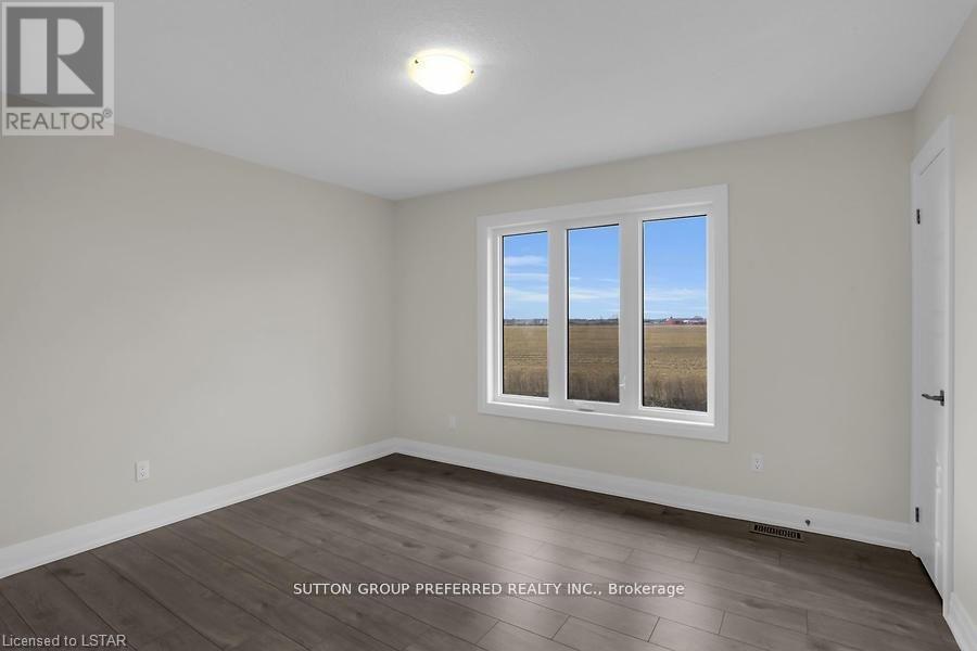 252 Leitch Street, Dutton/Dunwich (Dutton), ON - Indoor Photo Showing Other Room