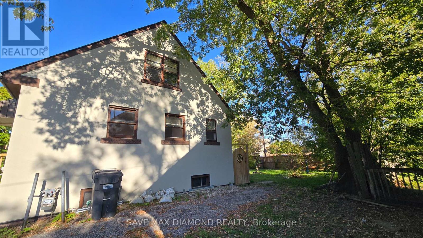 19 Pearl Street, Mississauga, ON