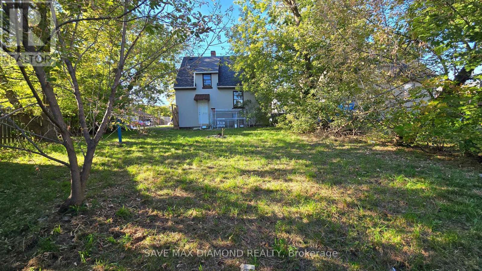 19 Pearl Street, Mississauga, ON