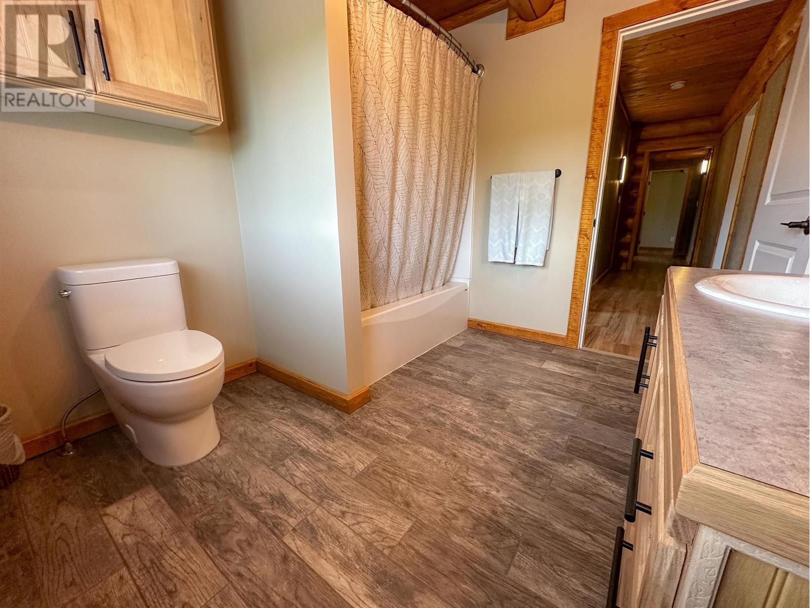 5566 Necoslie Road, Fort St. James, BC - Indoor Photo Showing Bathroom