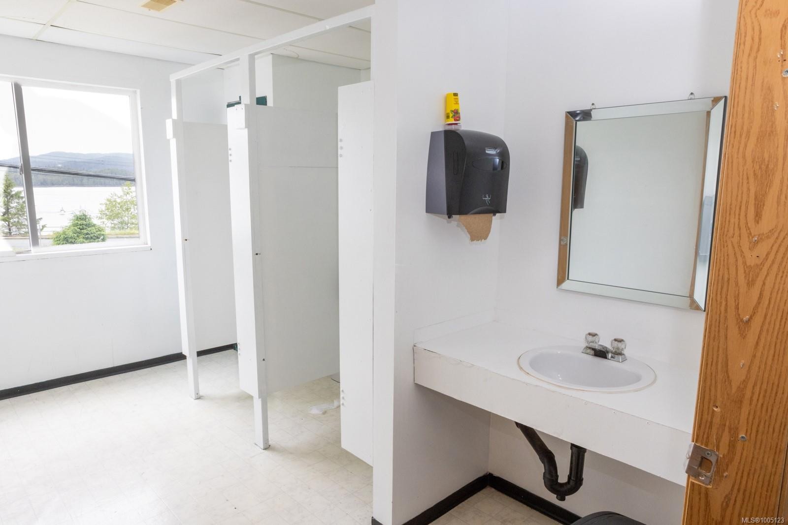 1-4-906 2Nd Ave West, Prince Rupert, BC